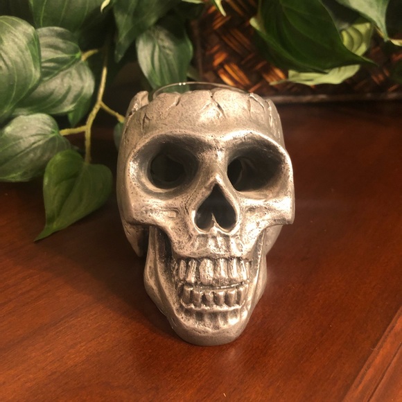 😁Skull T candle holder - Picture 2 of 5